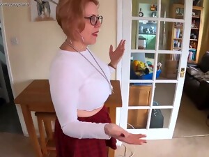 Shopping Horn Pt1 - CurvyClaire