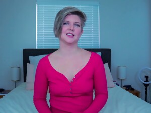 Hot Milf Vlogger Talks About Her Friends Potentially Finding Her Naughty Videos