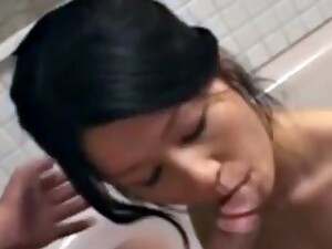 Asian Cocksucker Swallows Cum In The Bath