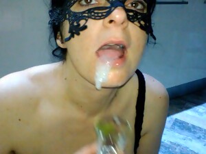 Hot Milf Sucks Fat Cock With Artificial Open Mouth Lips. After Getting The Sperm In Her Mouth, She Plays With The Cup.