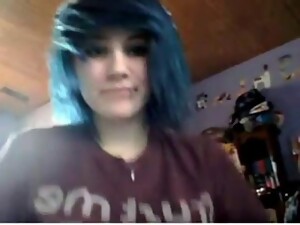 Emo Girl Plays On Cam