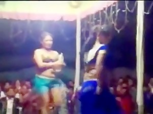 Indian Femdom Dance Live In Public.